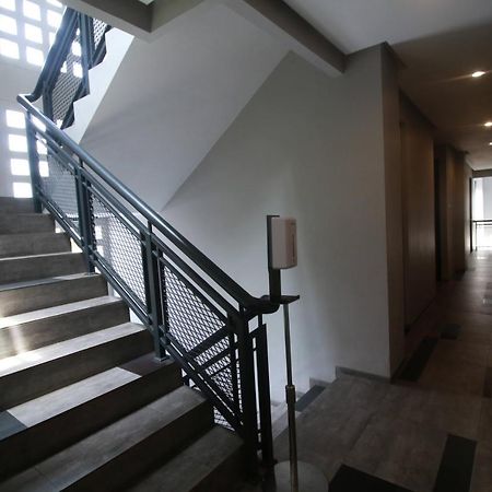 Auberge de jeunesse Bale Resident à Jakarta Extérieur photo