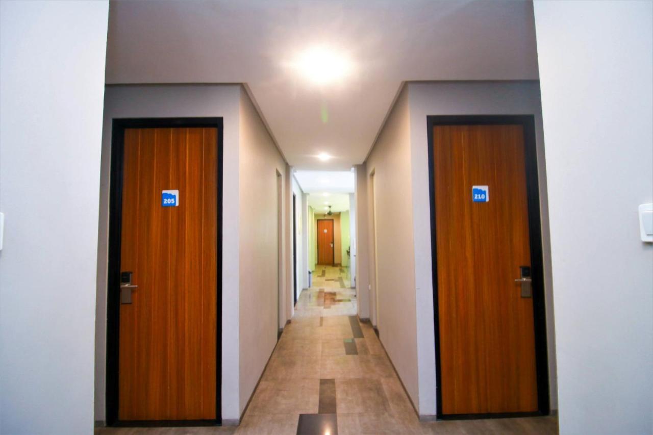 Auberge de jeunesse Bale Resident à Jakarta Extérieur photo