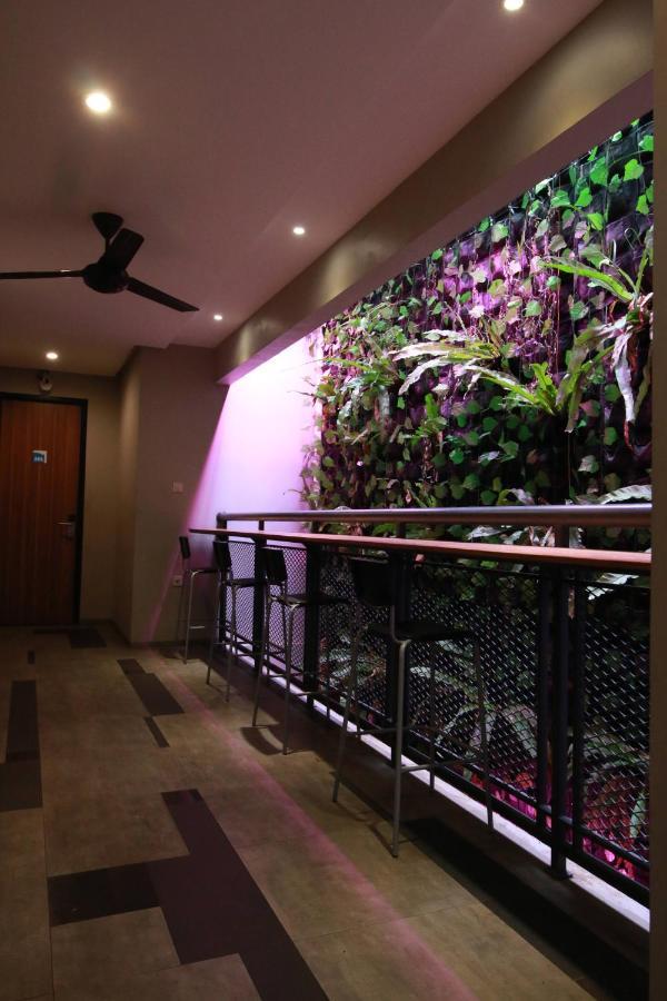 Auberge de jeunesse Bale Resident à Jakarta Extérieur photo