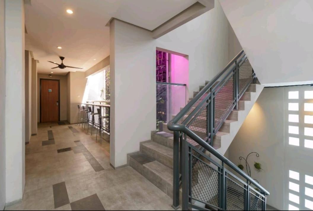 Auberge de jeunesse Bale Resident à Jakarta Extérieur photo